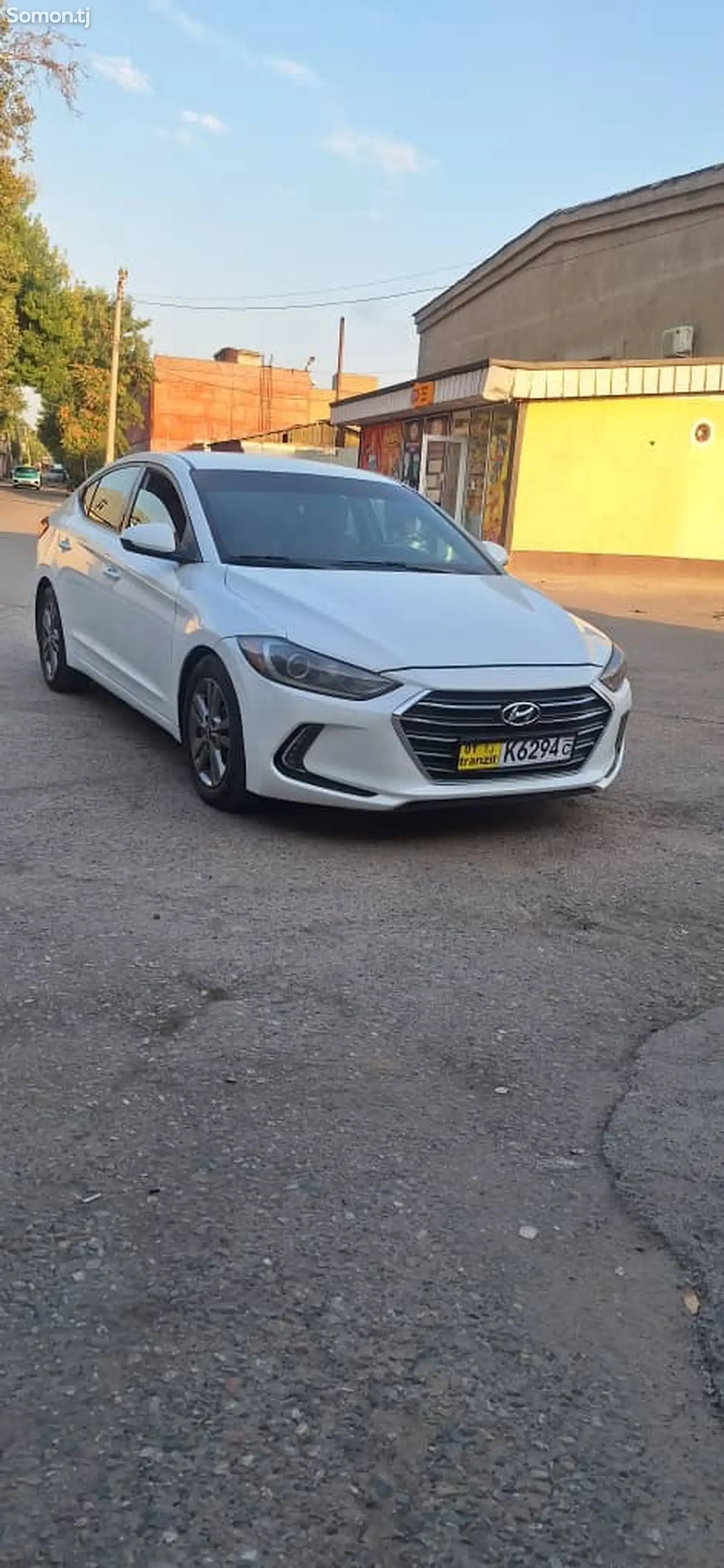 Hyundai Elantra, 2017-6