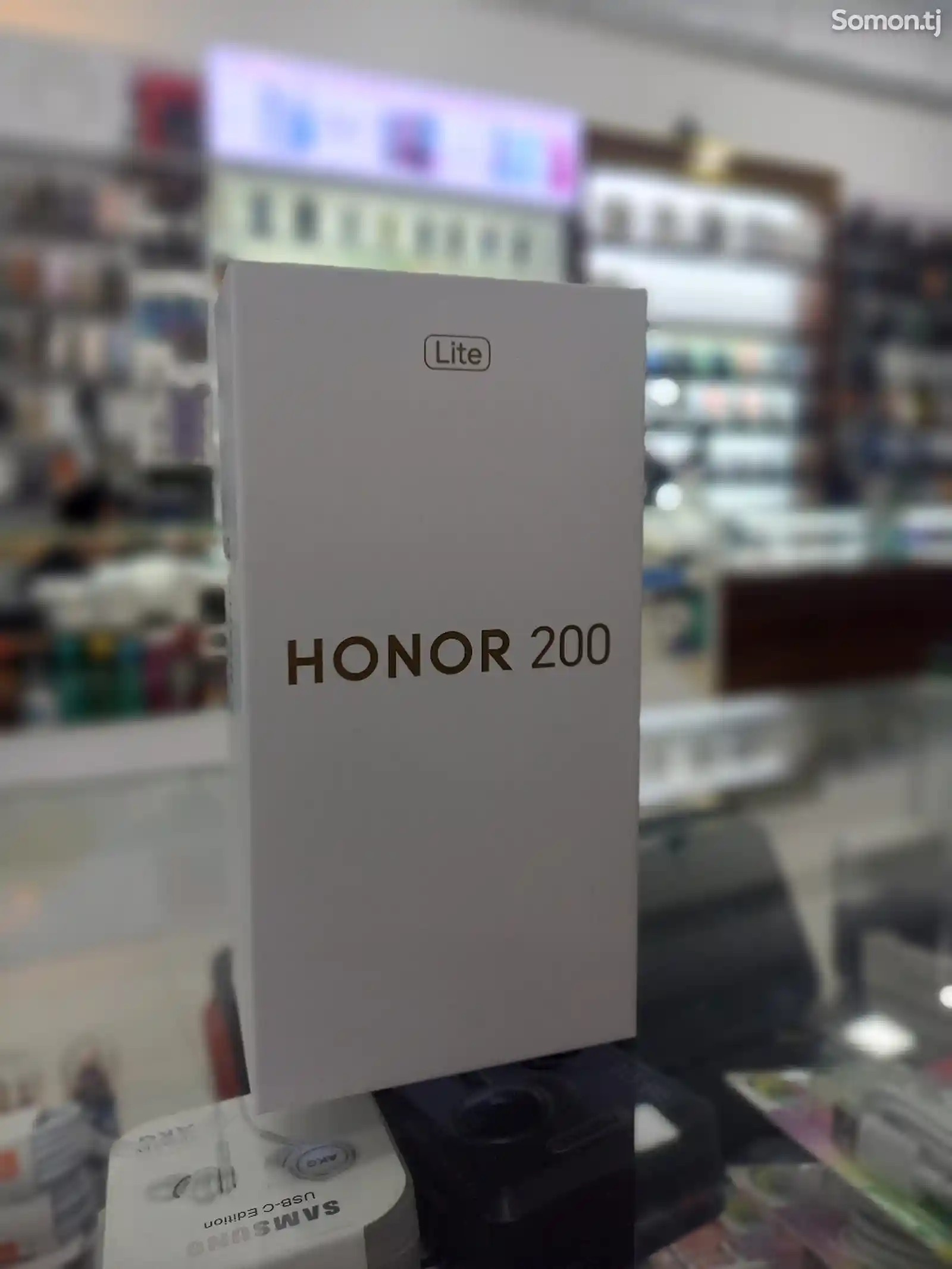 Huawei Honor 200 Lite-3