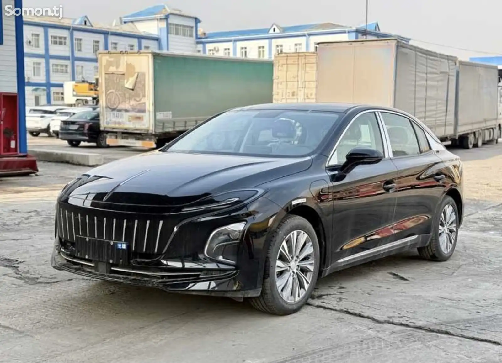 Hongqi E-QM5, 2024-1