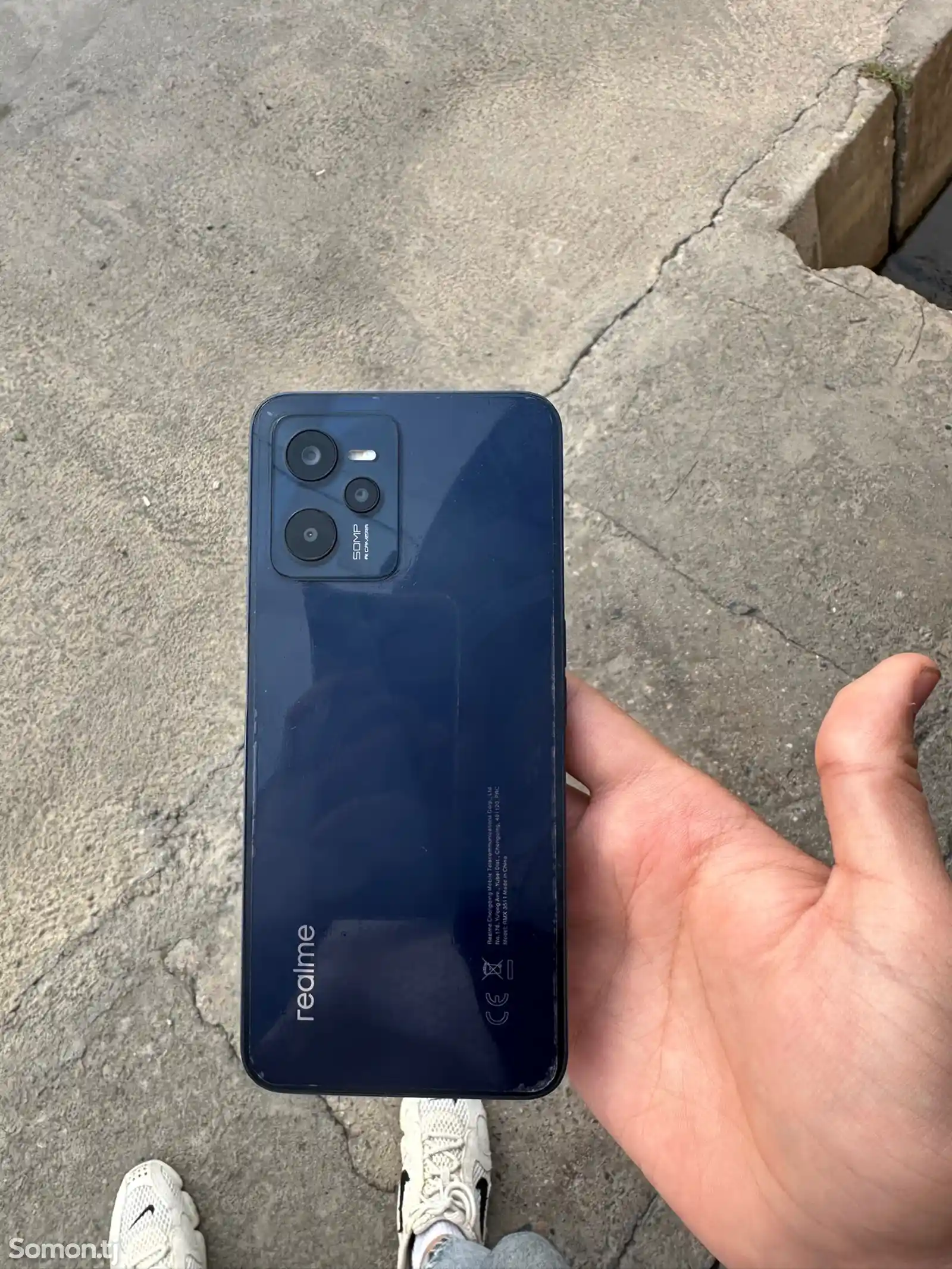 Телефон Realme-2