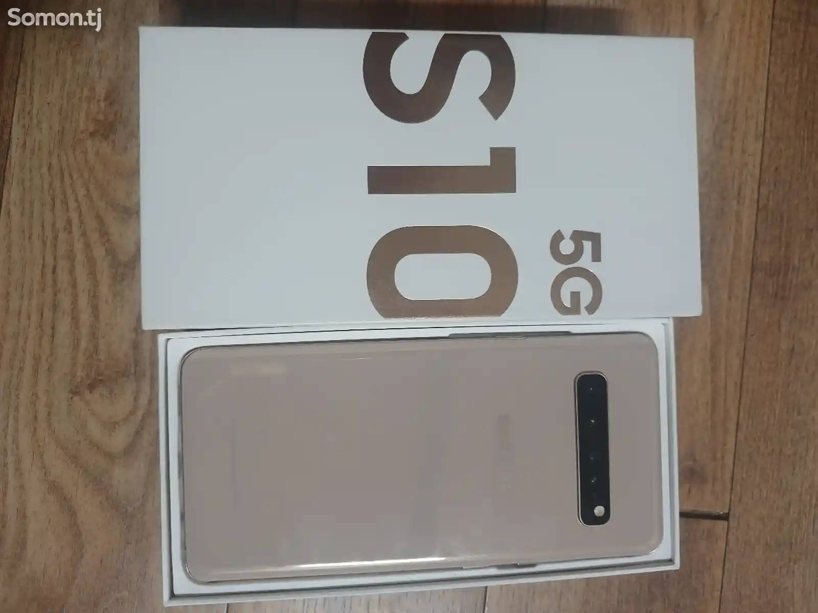 Samsung Galaxy S10 5G-2