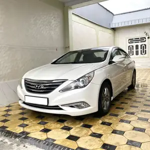 Hyundai Sonata, 2013