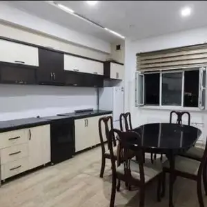 2-комн. квартира, 7 этаж, 83м², 91-ум/мкр