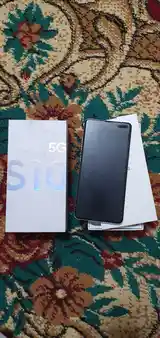 Samsung Galaxy S10 Plus-4