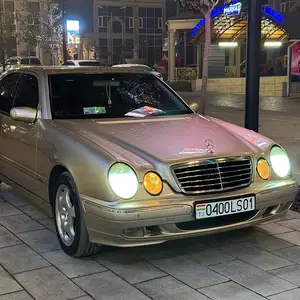 Mercedes-Benz E class, 2001