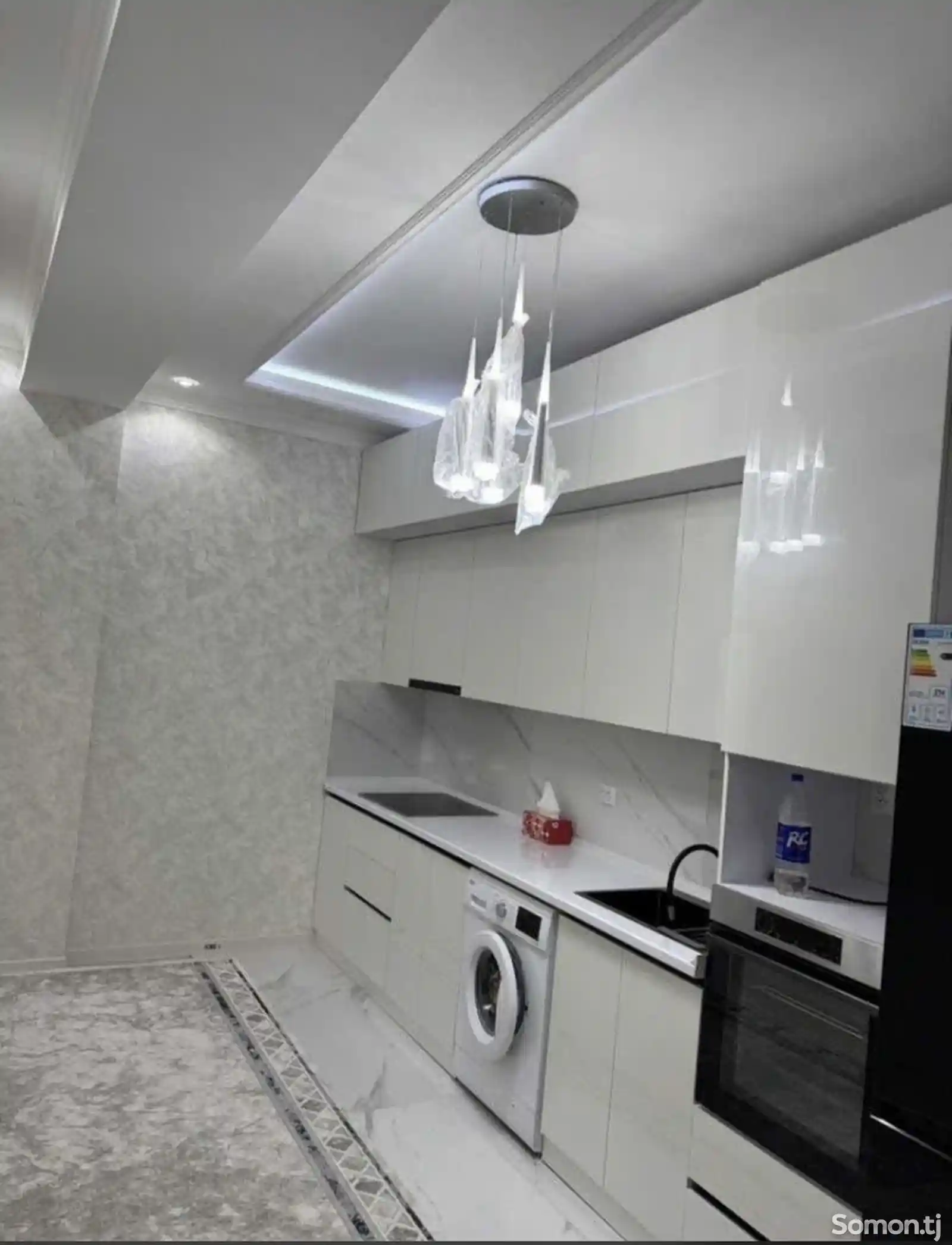 2-комн. квартира, 11 этаж, 60м², Н.Махсум-3