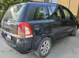 Opel Zafira, 2009-7