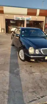 Mercedes-Benz E class, 2000-6