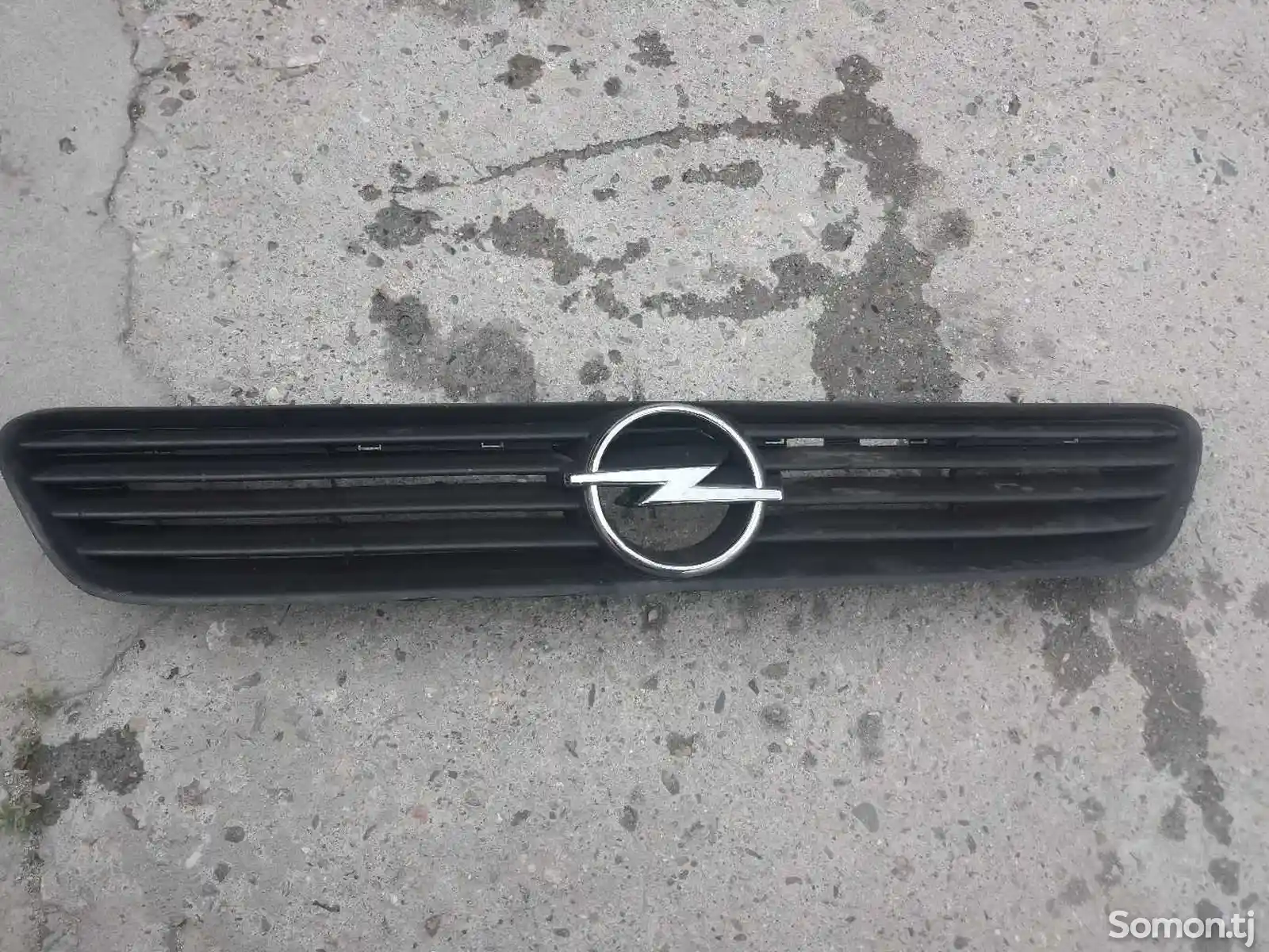 Облицовка решетки радиатора от Opel Astra G-1