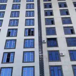 3-комн. квартира, 10 этаж, 84 м², мукобили тахта бозор