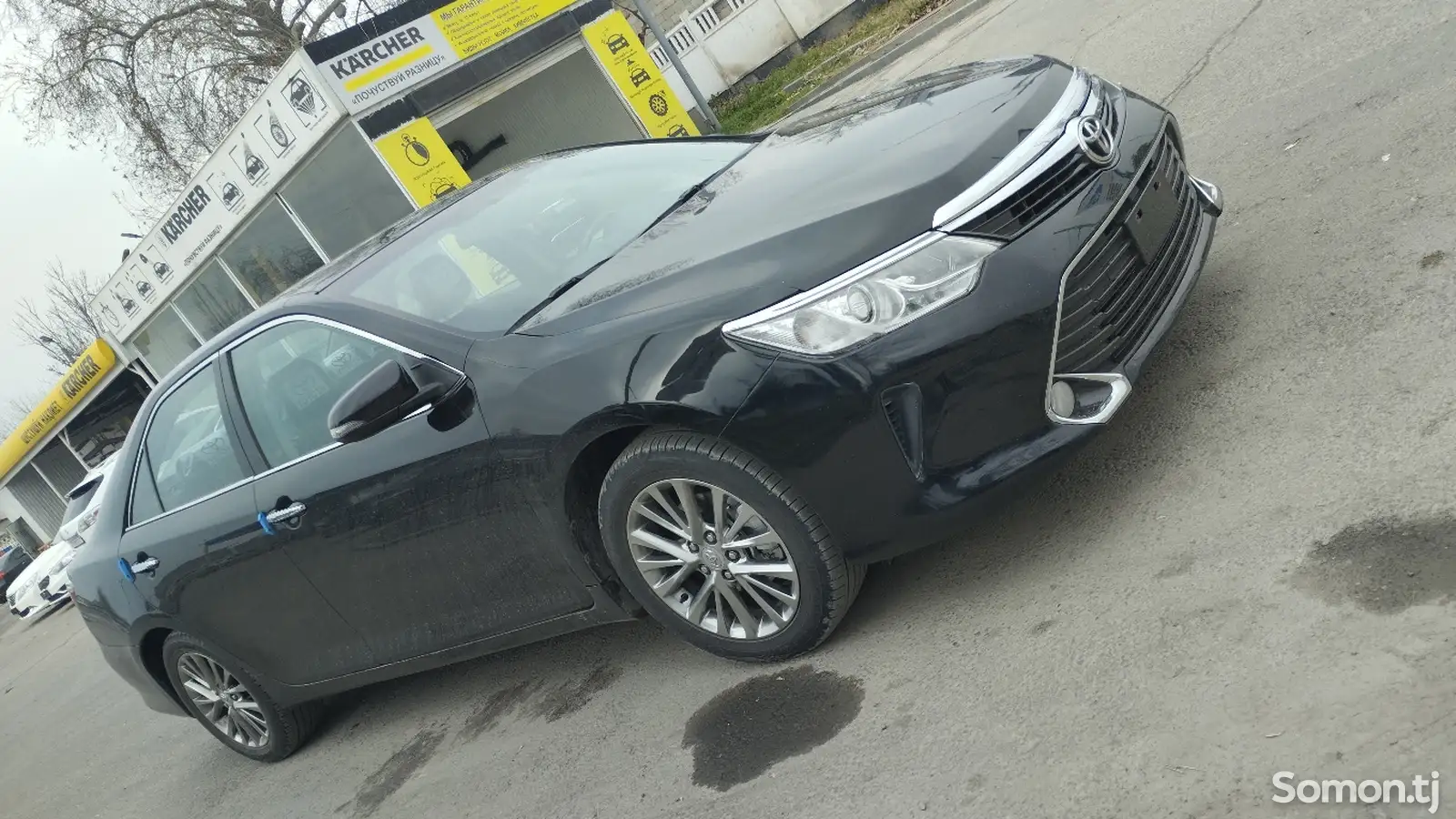 Toyota Camry, 2017-1