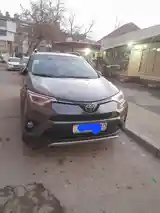 Toyota RAV 4, 2018-4