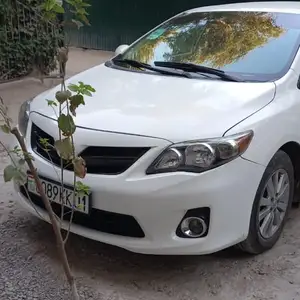 Toyota Corolla, 2010