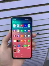 Samsung Galaxy s10e-3