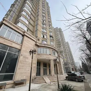 3-комн. квартира, 18 этаж, 183 м², Ул. Бофанда