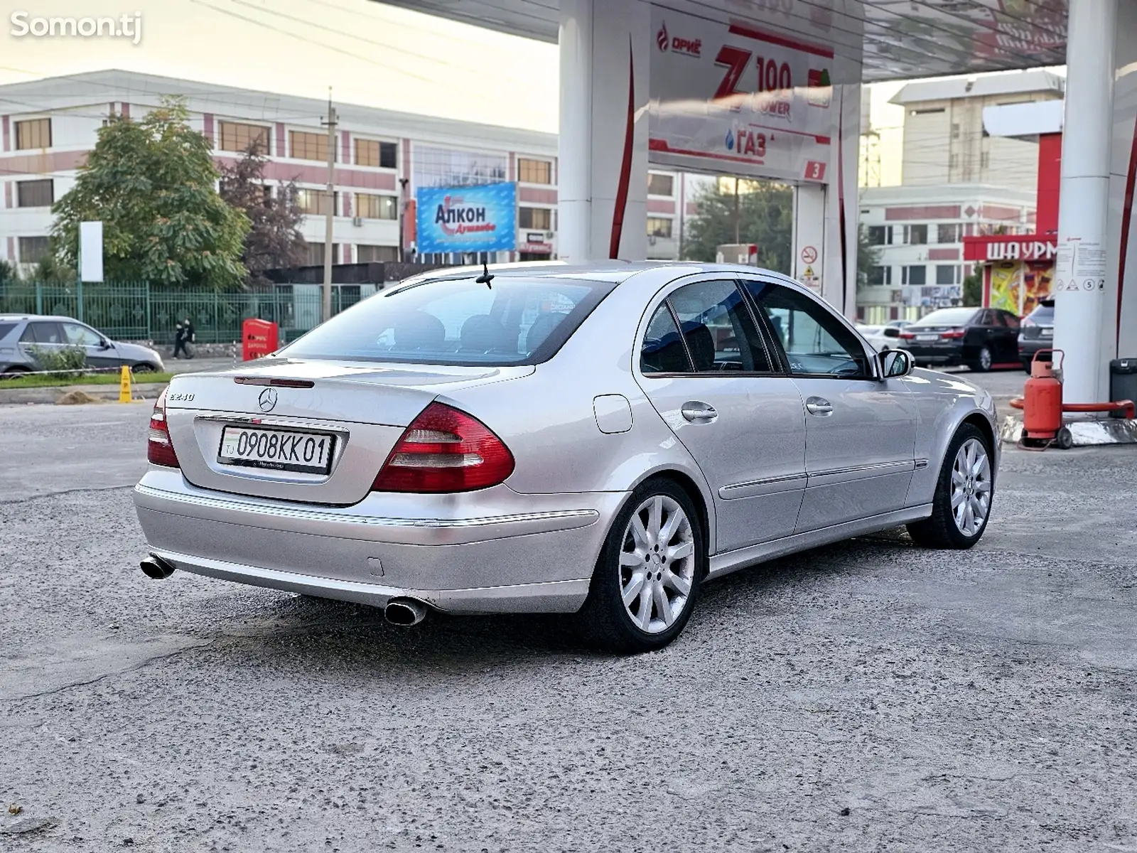 Mercedes-Benz E class, 2002-6