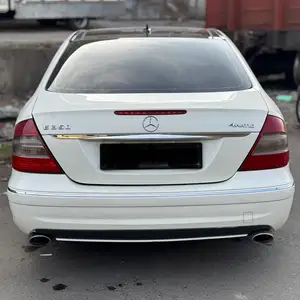 Mercedes-Benz E class, 2009