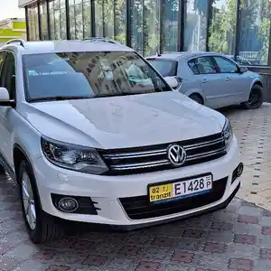 Volkswagen Tiguan, 2013