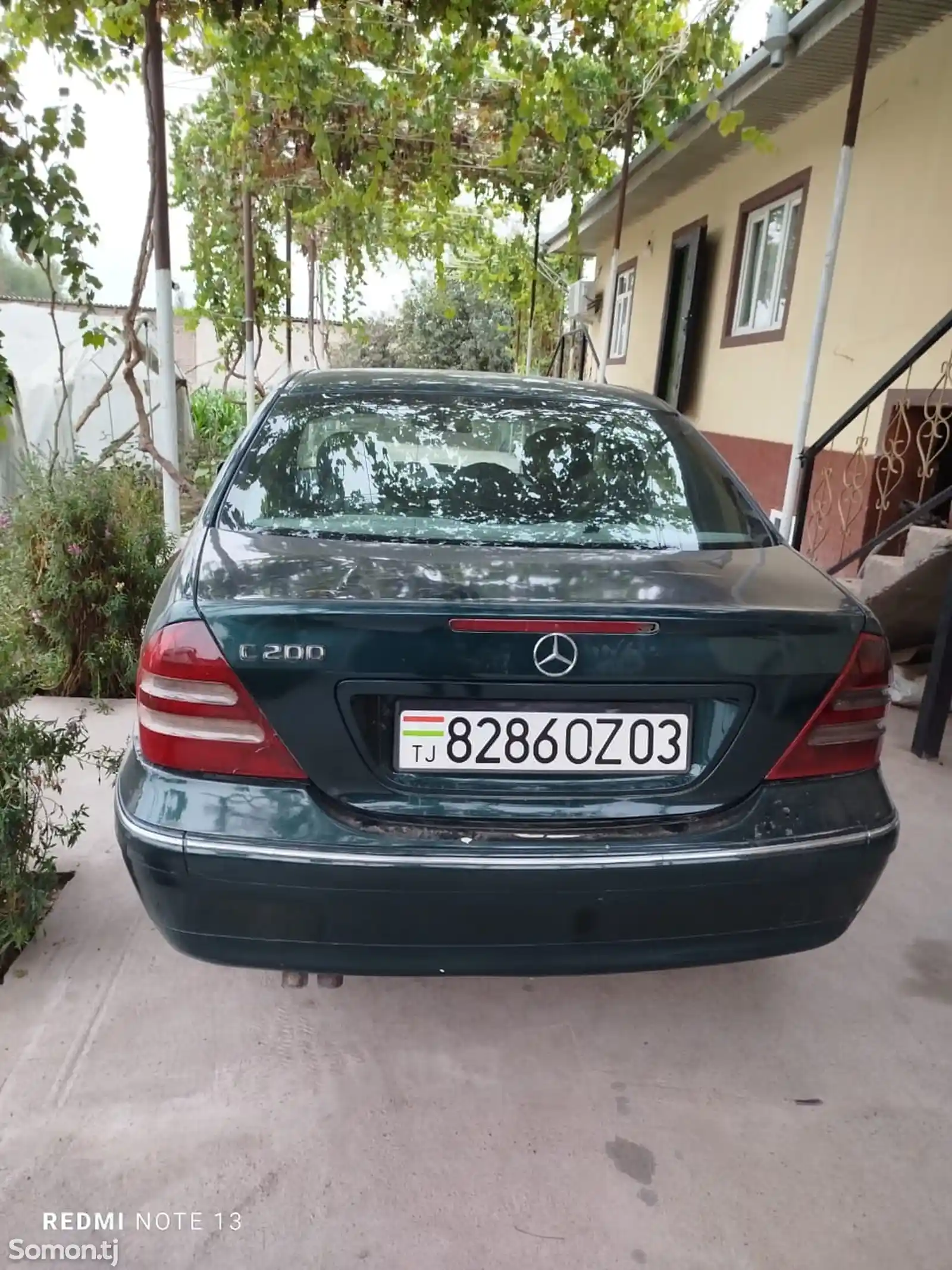 Mercedes-Benz C-Class-2