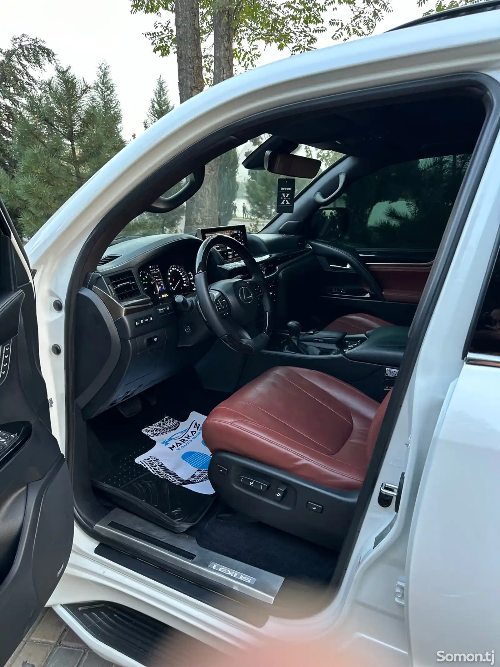 Lexus LX series, 2017-12