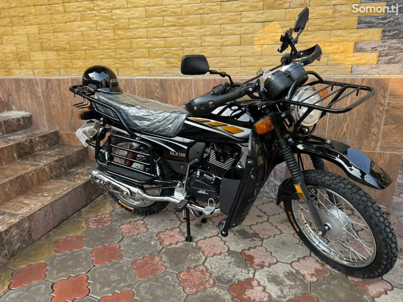 Мотоцикл Suzuki 150 кубов-1