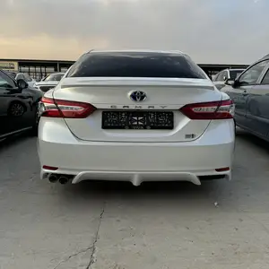 Toyota Camry, 2019