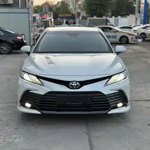 Toyota Camry, 2022