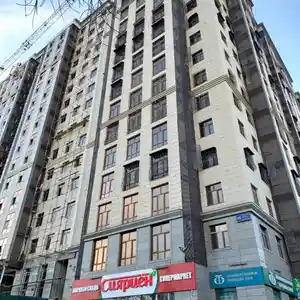 3-комн. квартира, 5 этаж, 71 м², 103 микрорайон