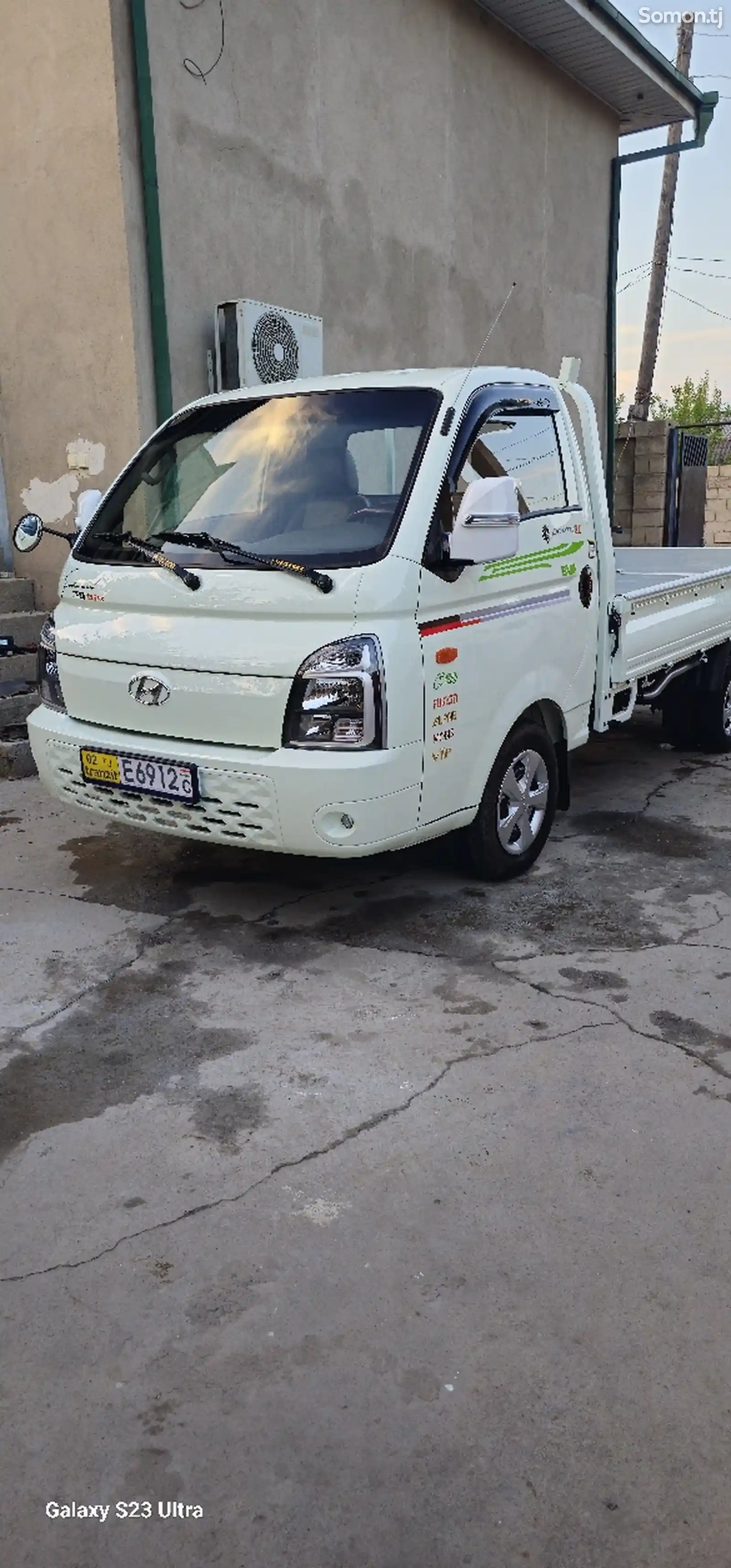 Бортовой автомобиль Hyundai Porter, 2016-1