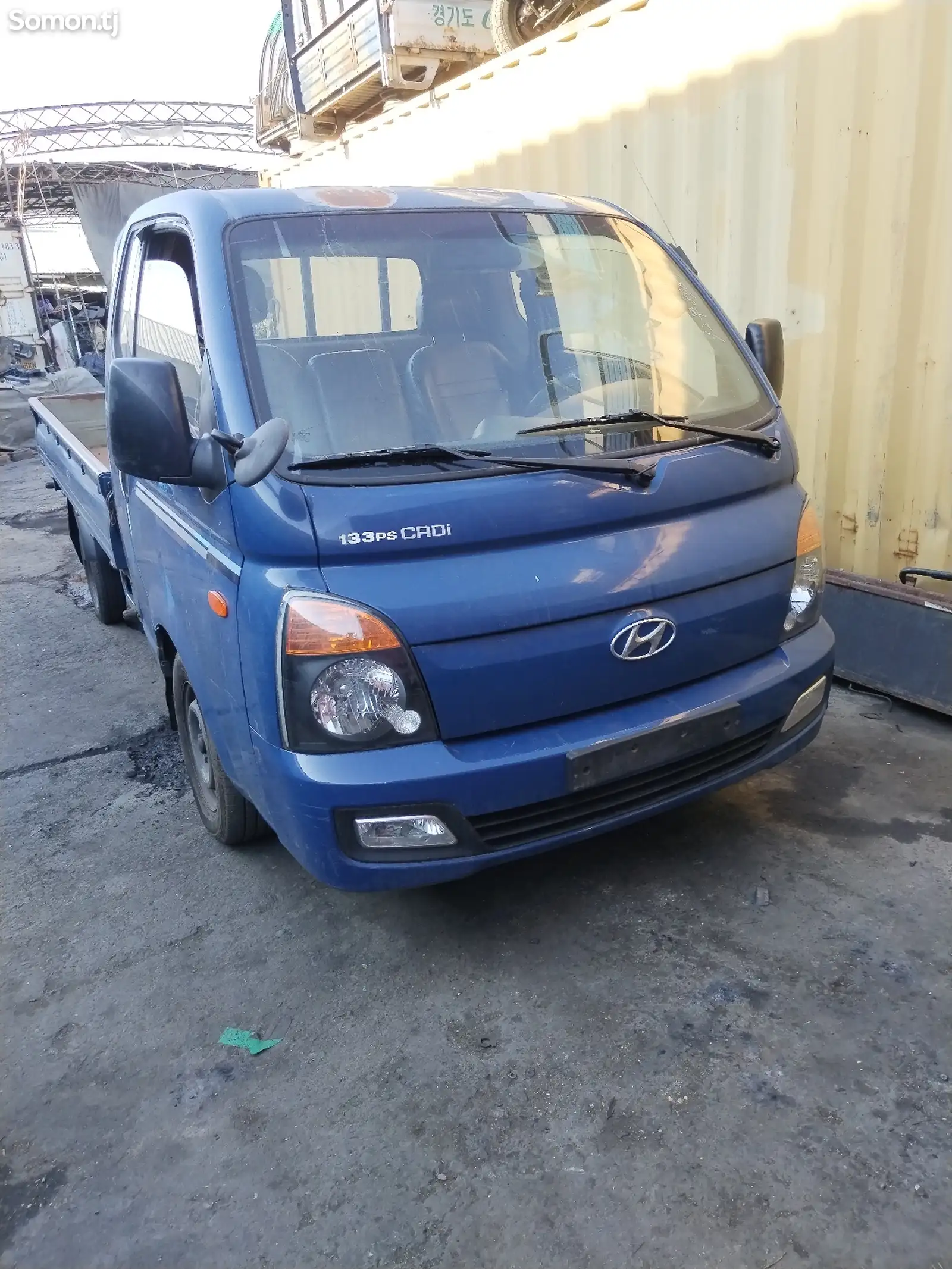 Бортовой автомобиль Hyundai Porter, 2015-1