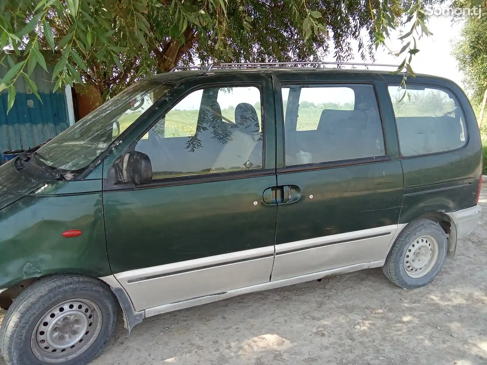 Nissan Serena, 1998-2