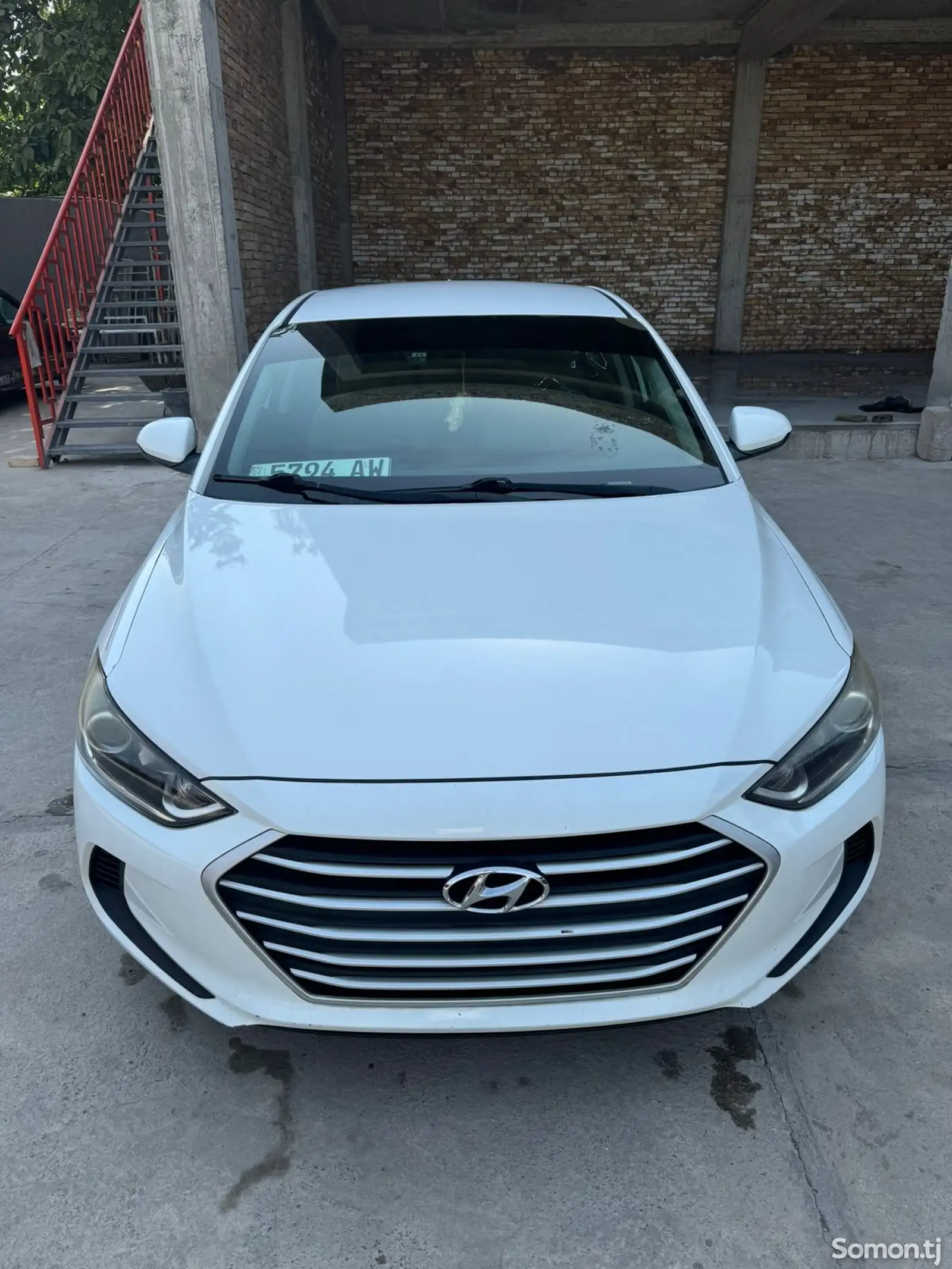 Hyundai Elantra, 2017-1