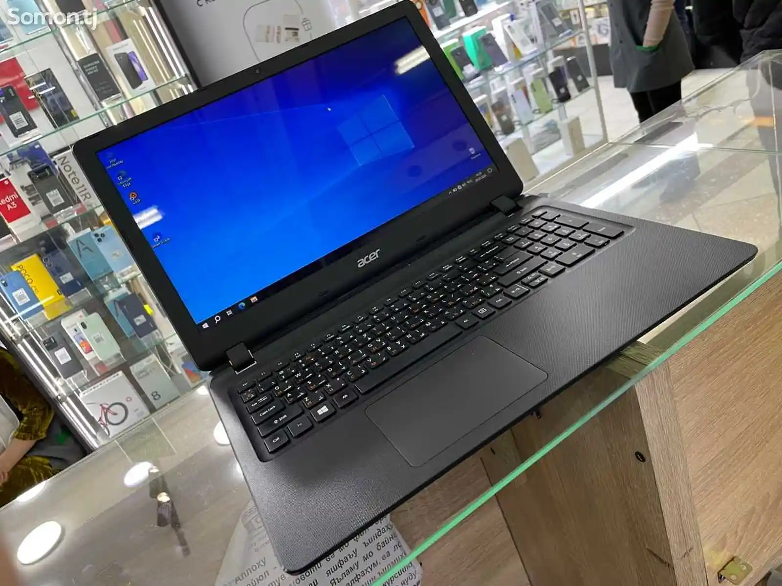 Ноутбук Acer Core i3-6006U-1