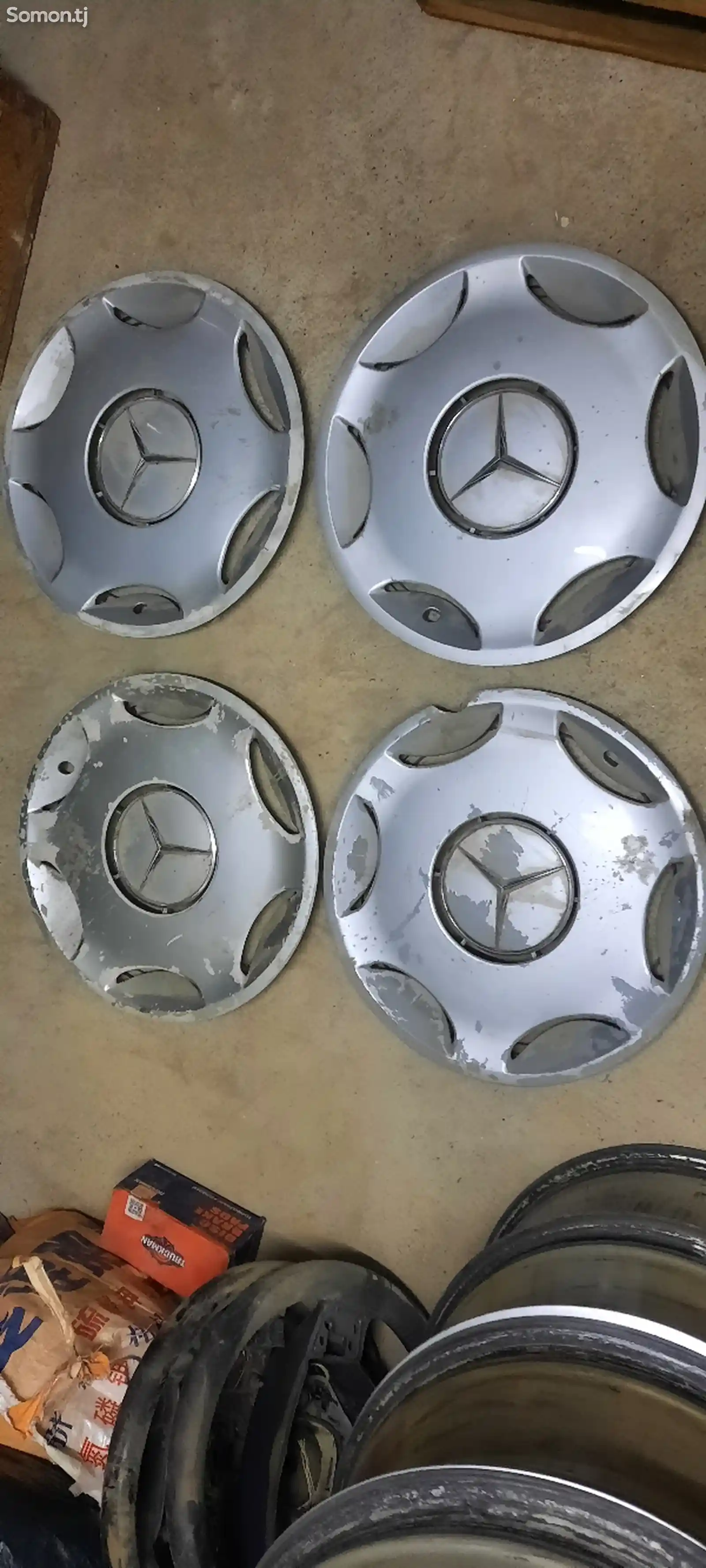 Колпаки на Mercedes-Benz