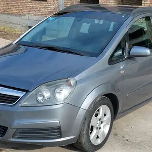 Opel Zafira, 2006