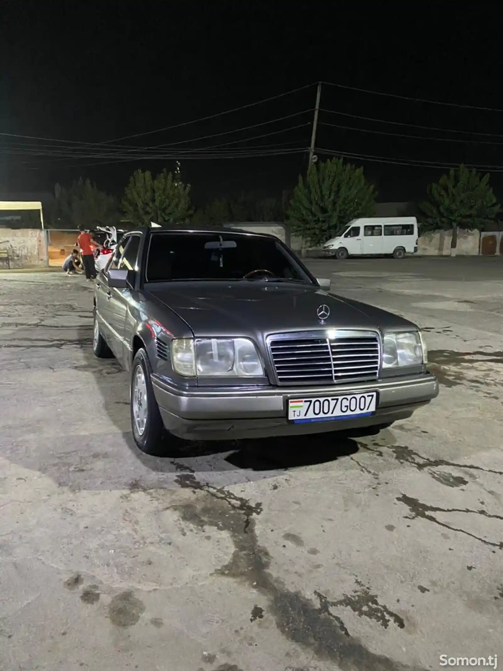 Mercedes-Benz W124, 1995-4