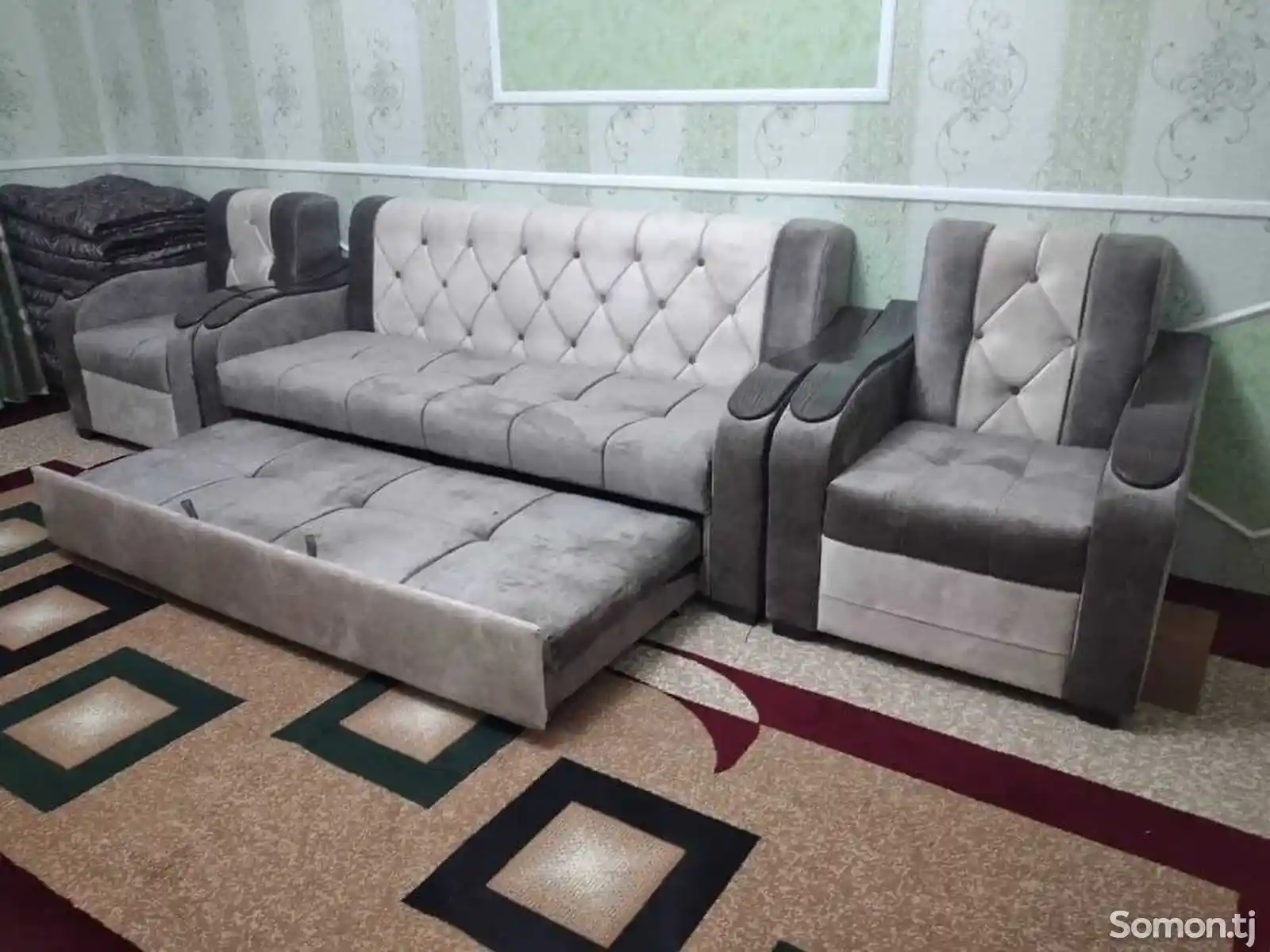 Раскладной диван с креслом-1