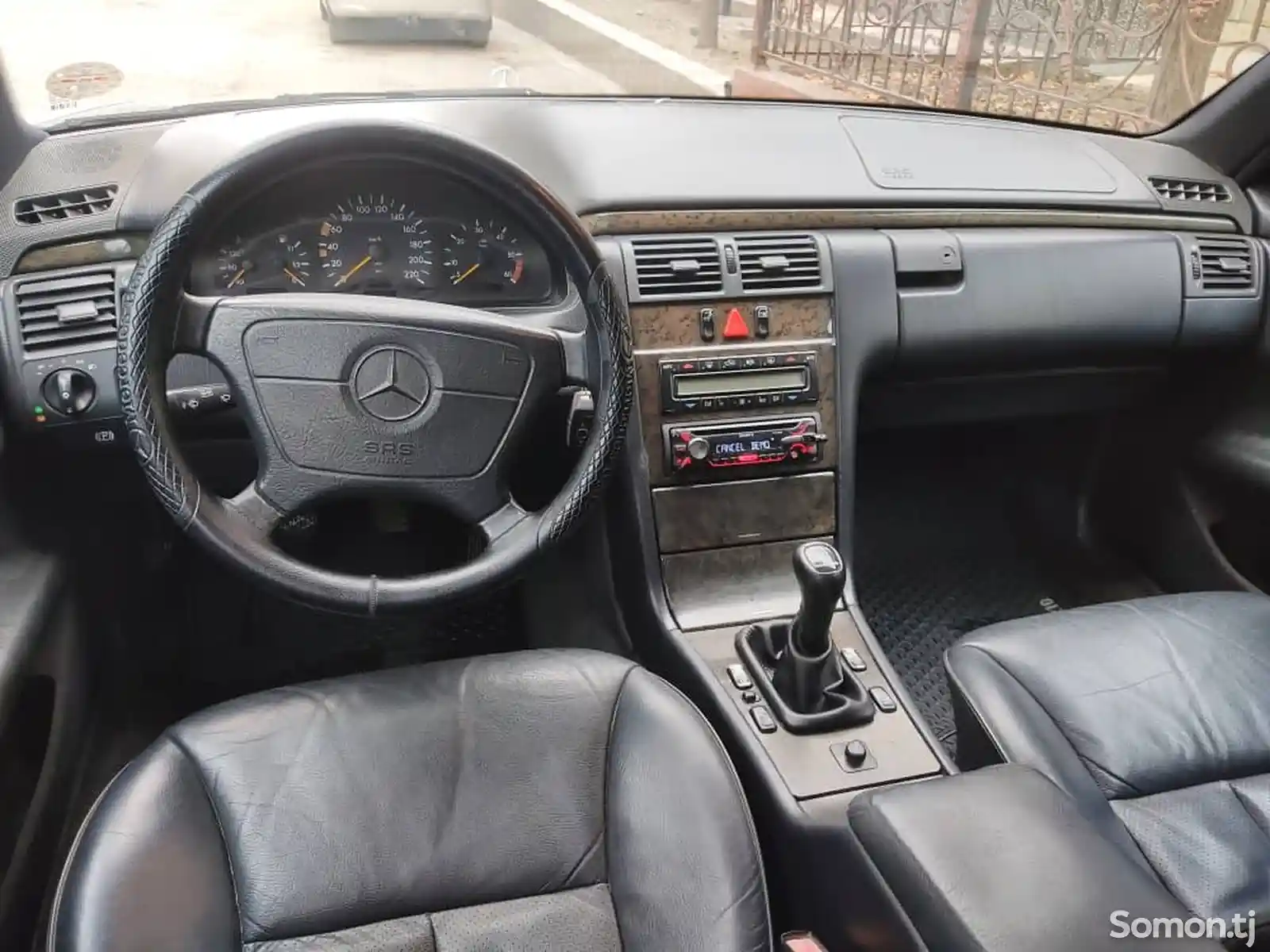 Mercedes-Benz E class, 1996-4
