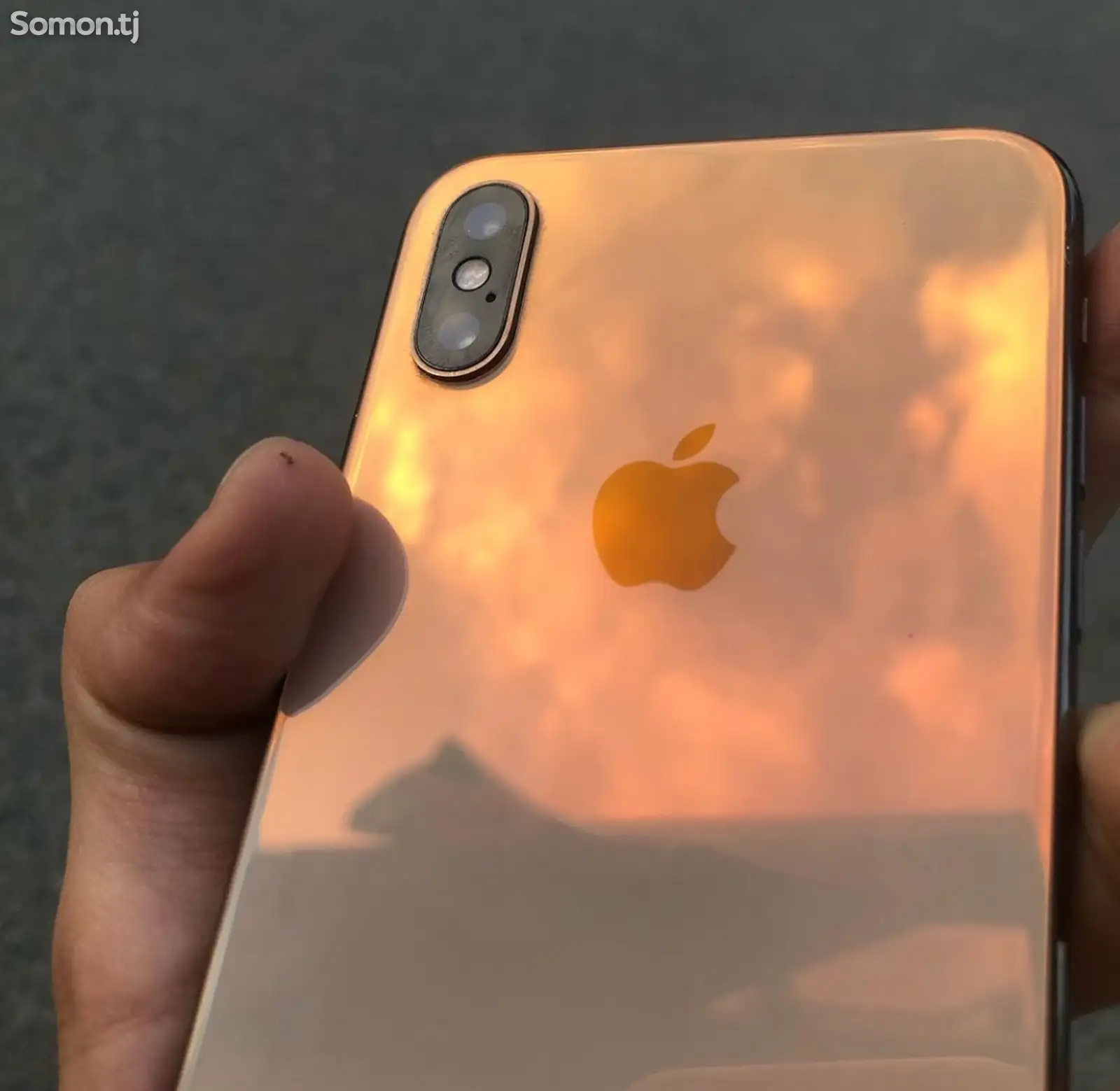 Apple iPhone Xs, 64 gb, Gold-1