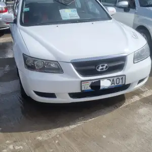 Hyundai Sonata, 2007