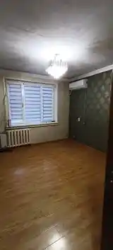 5-комн. квартира, 4 этаж, 100 м², 103 мкр-7