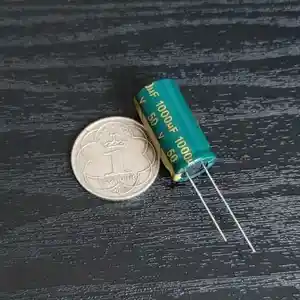 Электролитический конденсатор 50V 1000µF