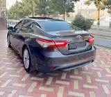 Toyota Camry, 2018-3