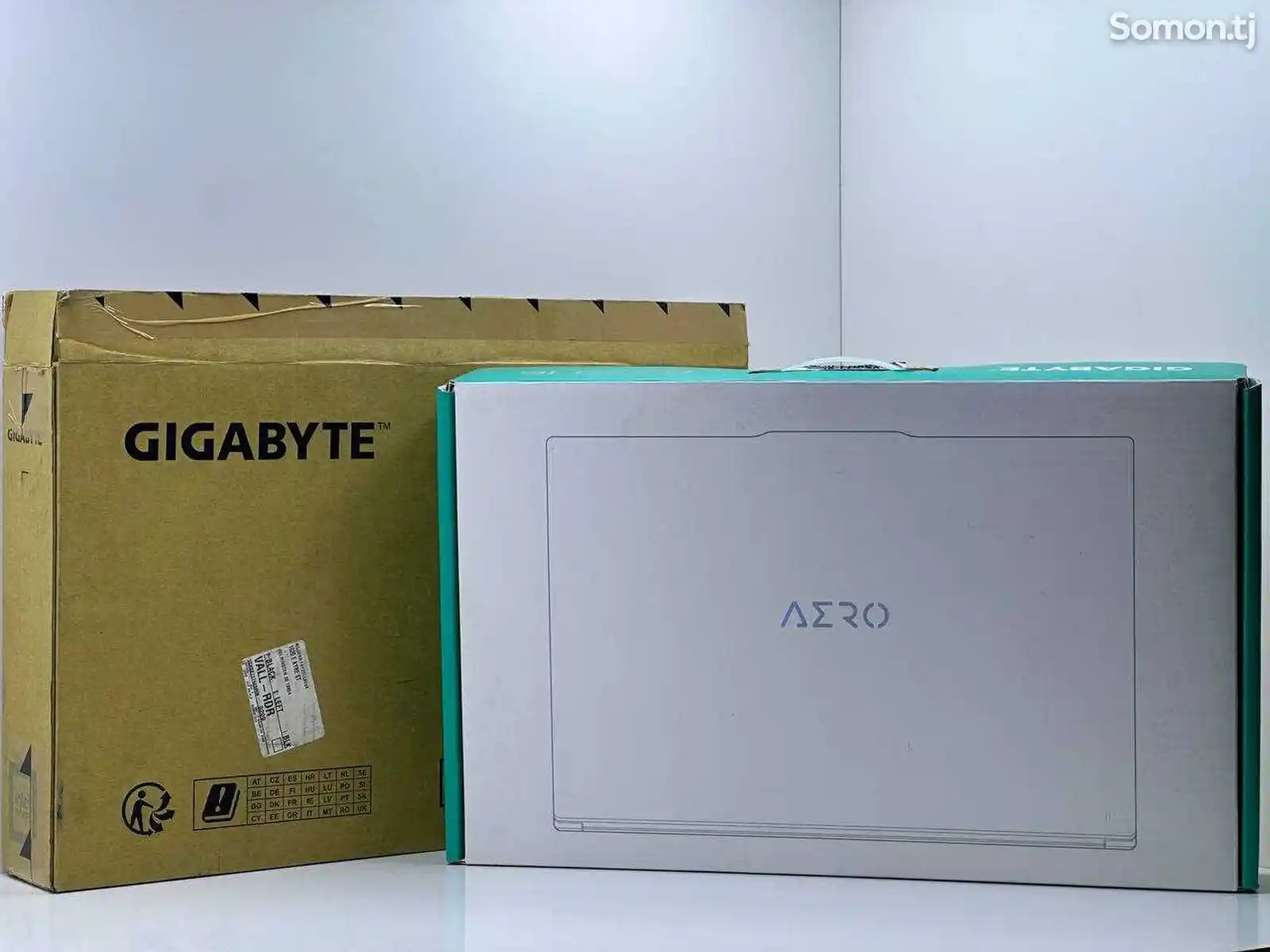 Ноутбук Gigabyte Aero 16/i7 12700h-10