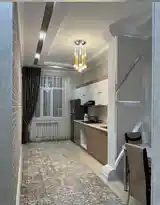 2-комн. квартира, 12 этаж, 70м², сомони-3