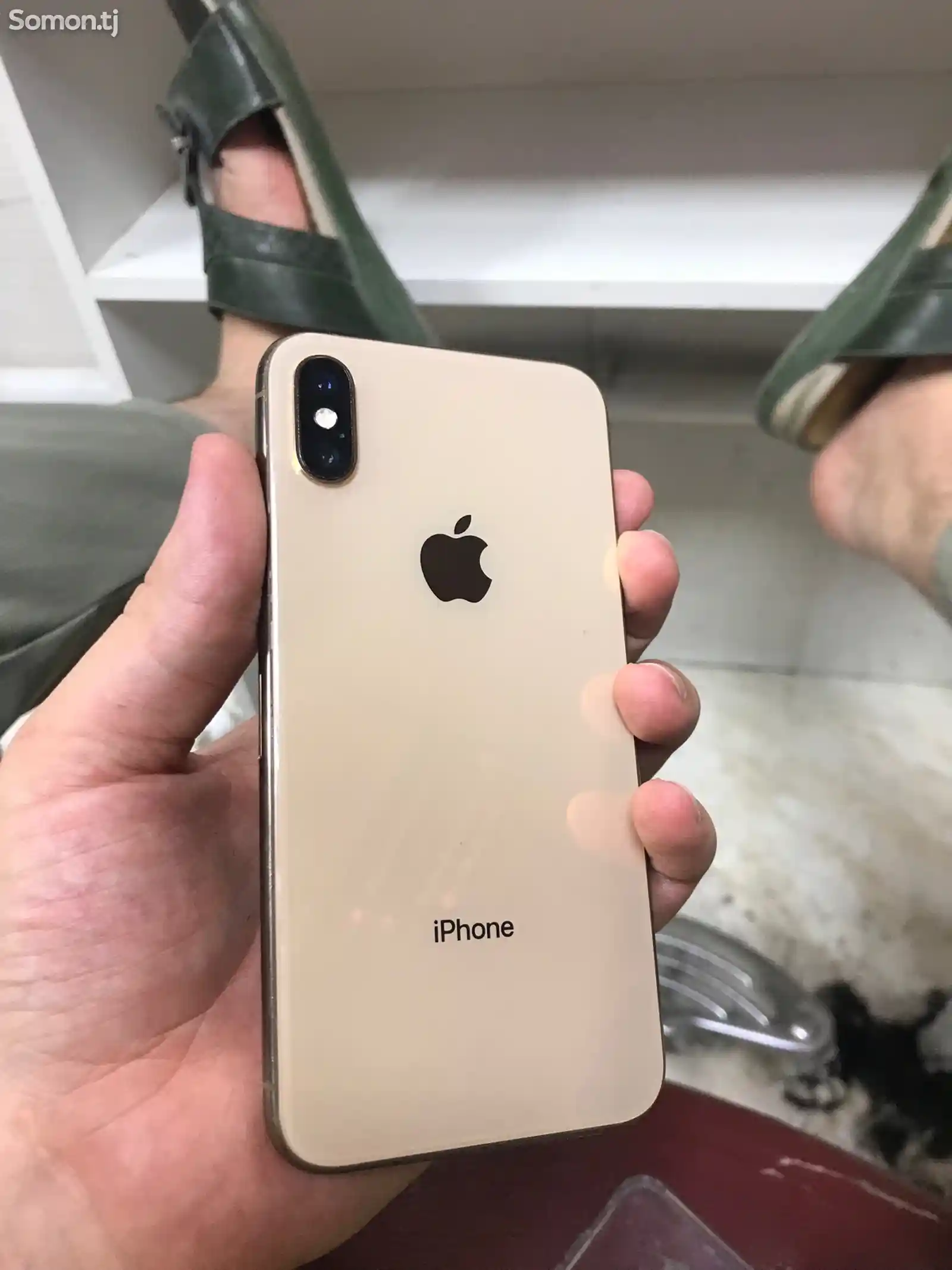 Apple iPhone Xs, 64 gb, Gold-1