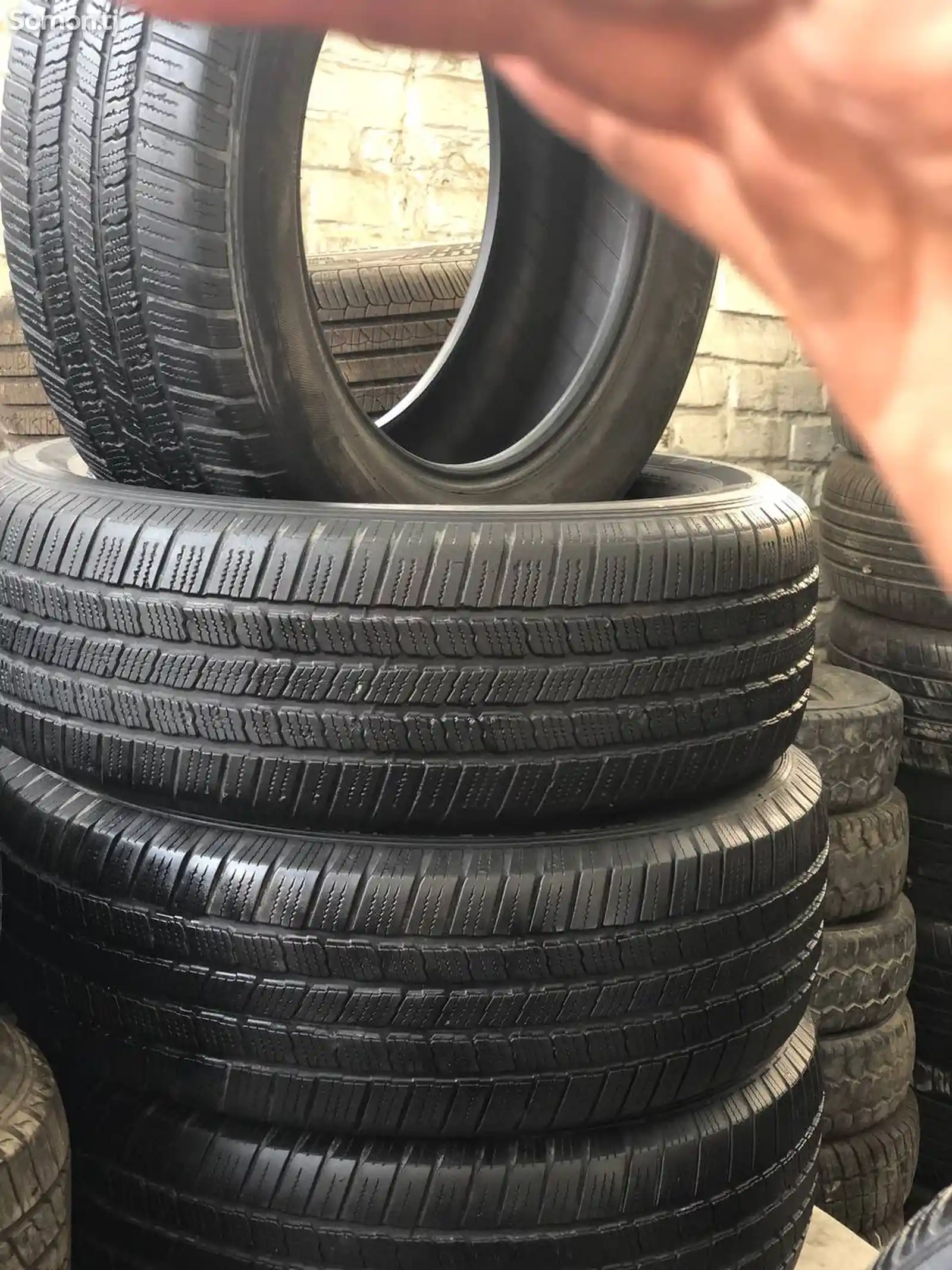 Шины R18 235 60 Michelin-7