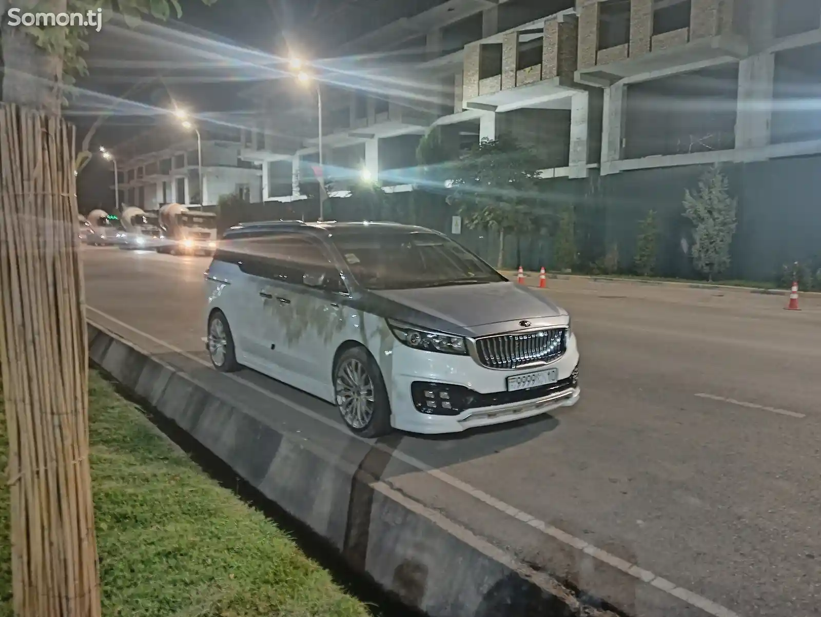 Kia Carnival, 2015-11