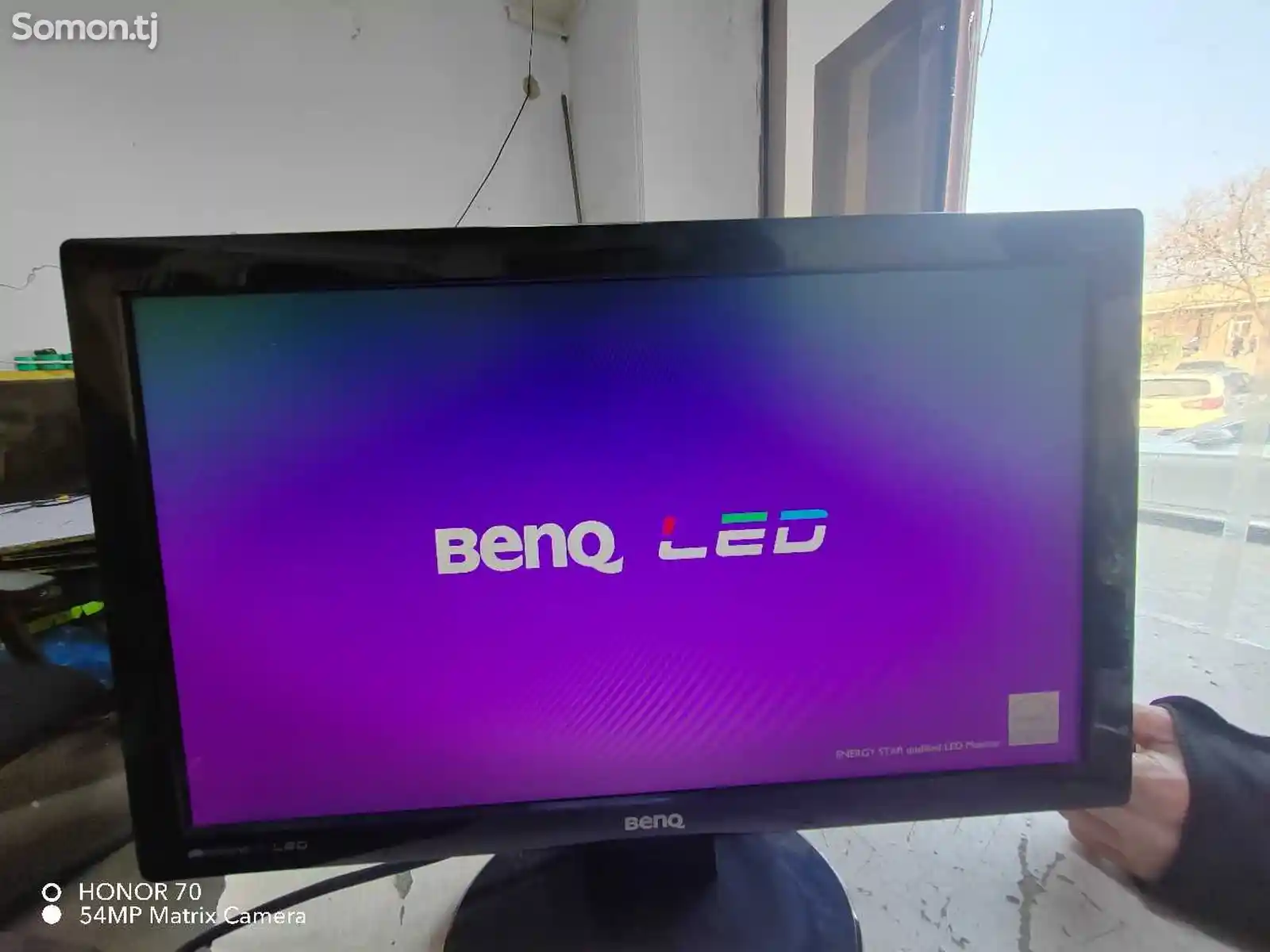 Монитор Benq-1