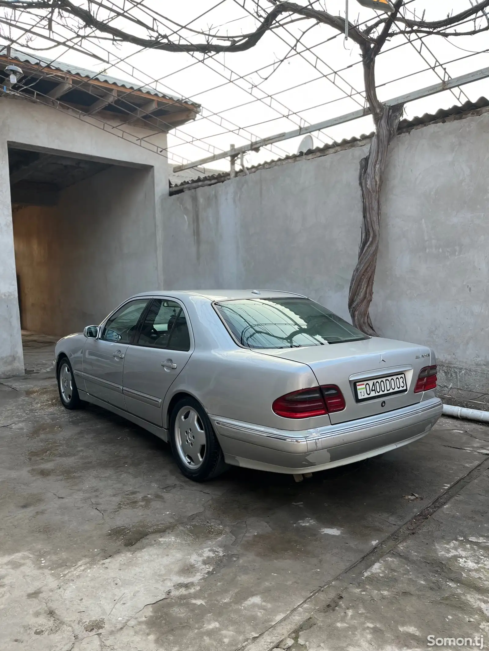 Mercedes-Benz E class, 2000-1